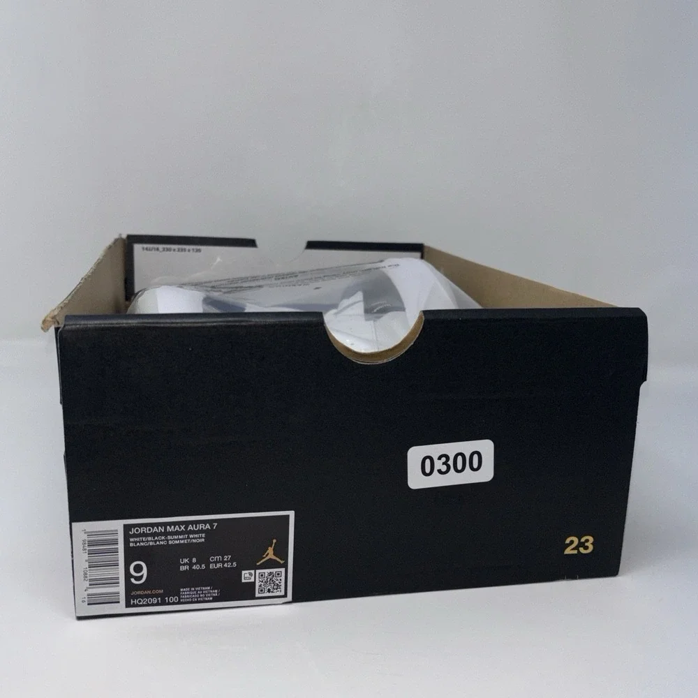 Jordan max aura